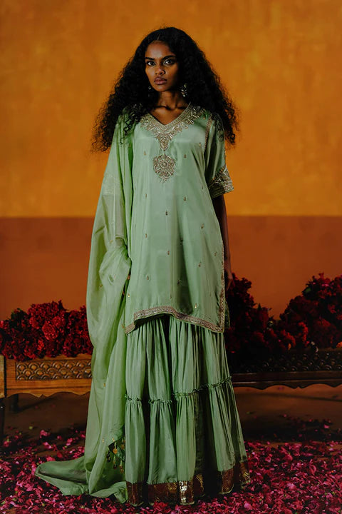 HINGOT KURTA SHARARA DUPATTA SET